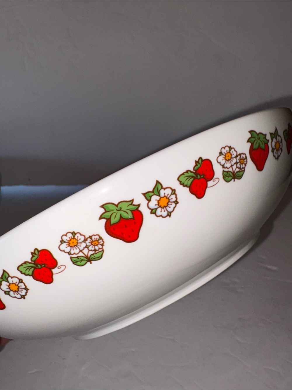 NWT - Strawberry Shortcake 9” Ceramic Pasta Bowl - Picture 4 of 5